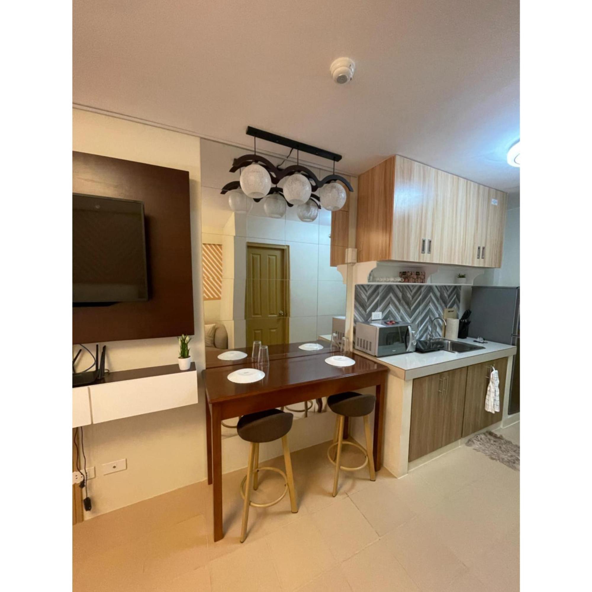 Marina Town Spatial Condominium Dumaguete City Экстерьер фото